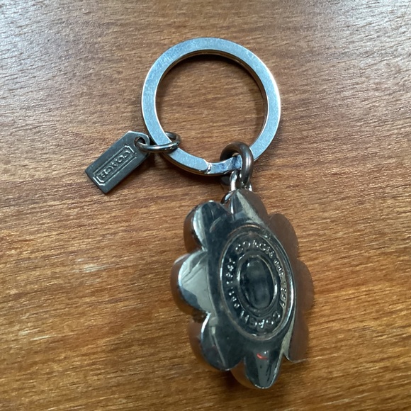 Coach Silver-tone Rare Find/Collectible Keychain/Bag Charm/Bag Tag/Hang Tag - Picture 7 of 15